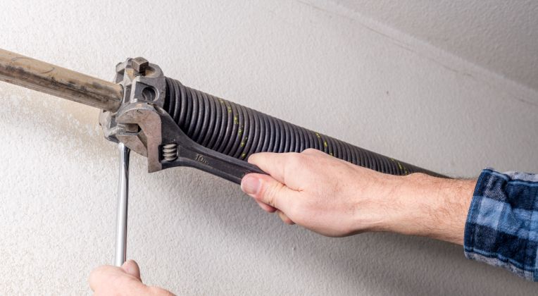 How Do You Know if the Garage Door Spring is Broken?