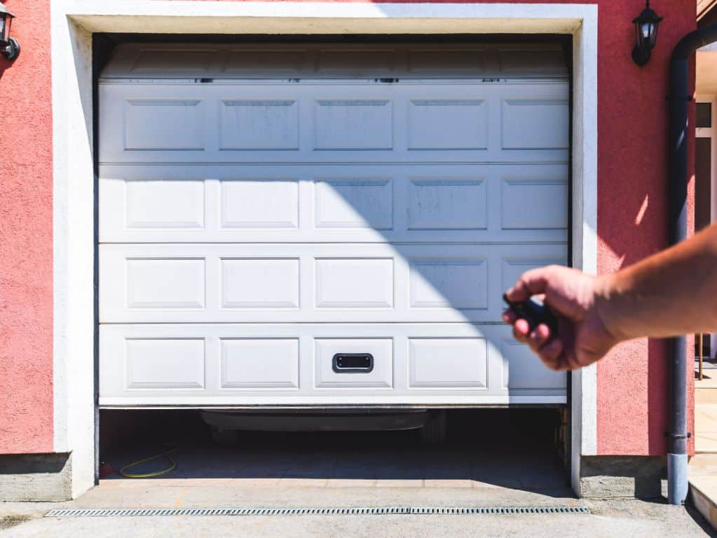 Why Isn t My Garage Door Closing