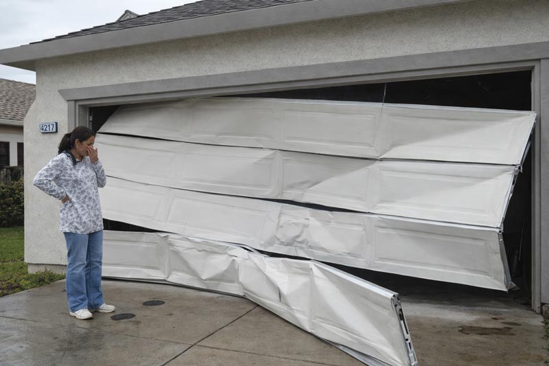 Broken Garage Door Repair Sacramento